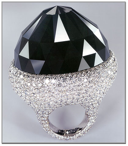 The spirit Of de grisogono black diamond