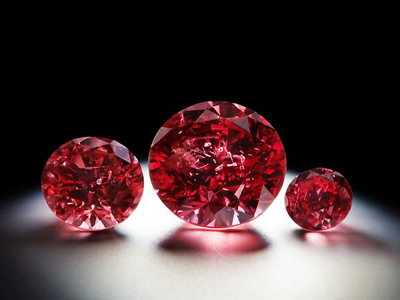 Small Argyle Spinel and Diamond Necklace