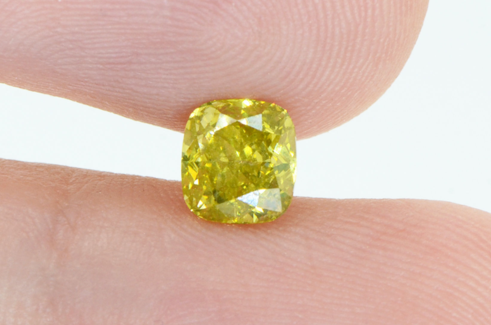Loose Cushion Shape Diamond Fancy Yellow Color VS2 Certified