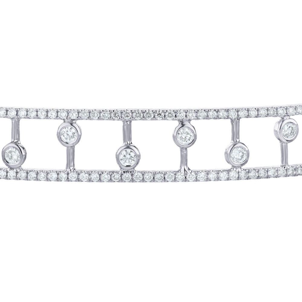 Vintage Treasures&trade; 14k White Gold Vintage Style Hinged w/ Bezel Set Diamonds Bangle Diamond 1.00 Ctw