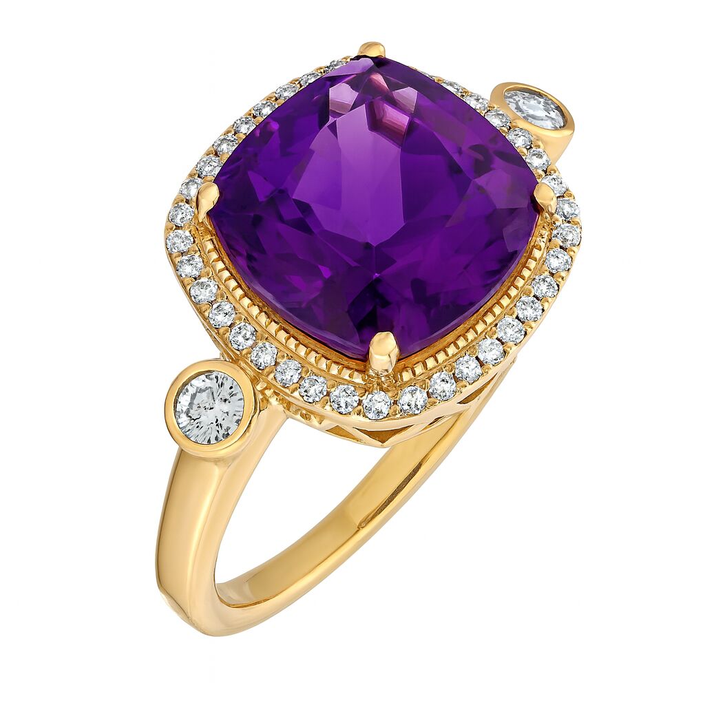 Majestic Gems&trade; 14k Yellow Gold Cushion Amethyst Halo Bezel Set Shoulders Amethyst & Diamond 5.25 Ctw