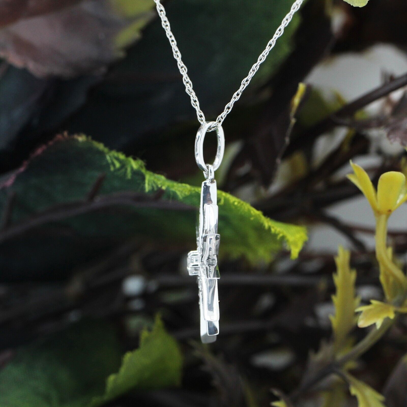 Starburst Pendant 18