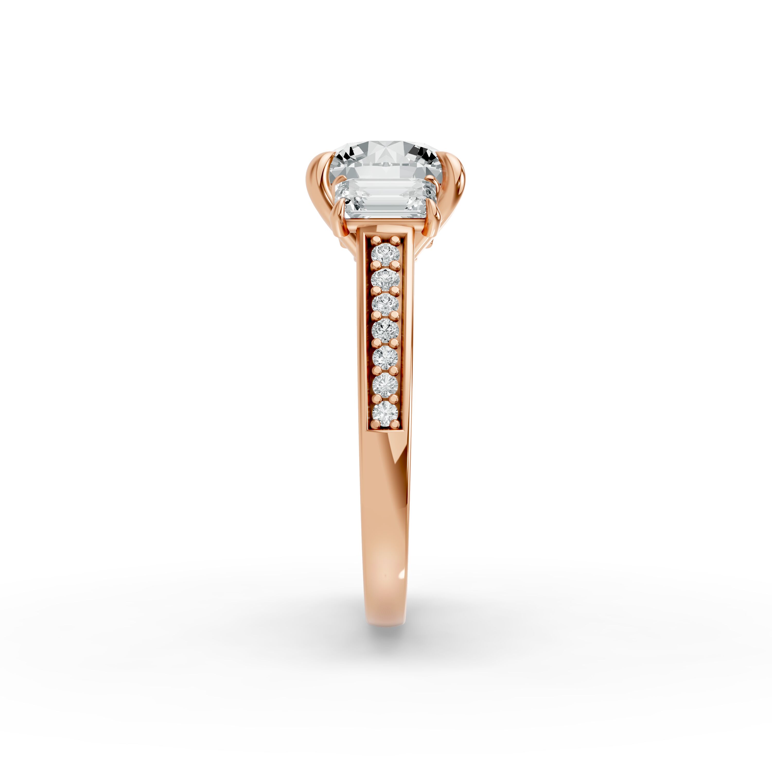 Round Shape Diamond Fancy Engagement Ring in Gold