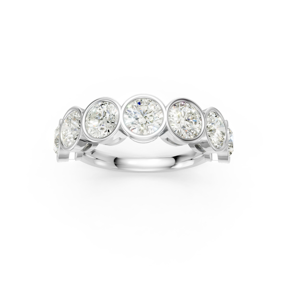 Round Shape Diamond Anniversary Band in Gold