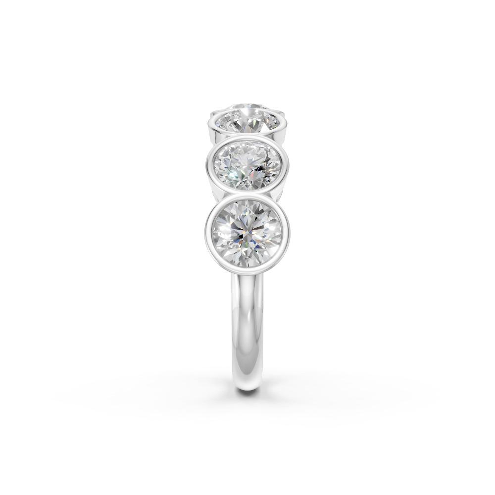 Round Shape Diamond Anniversary Band in Gold