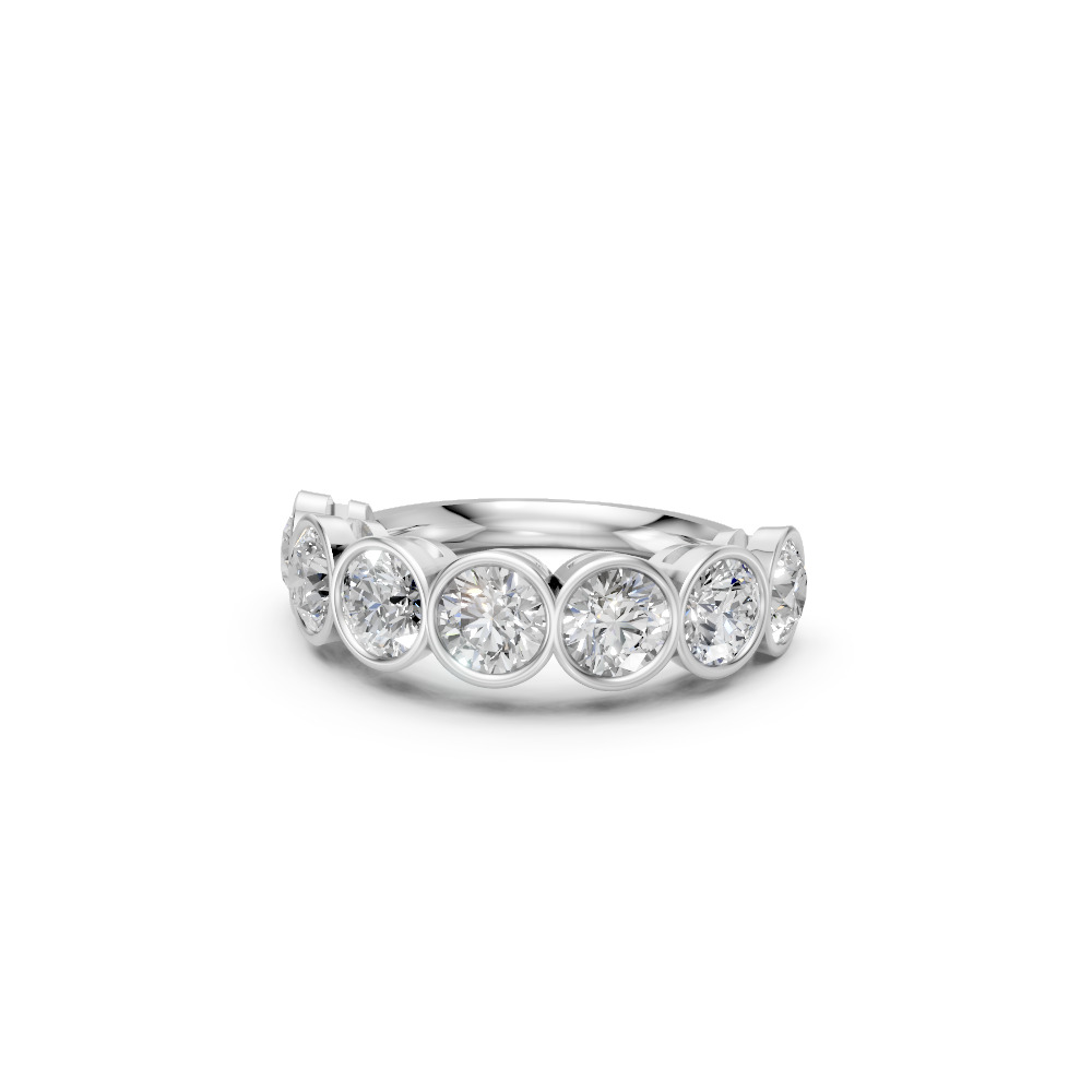 Round Shape Diamond Anniversary Band in Gold