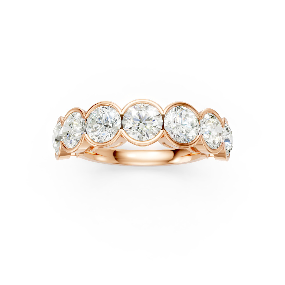 Round Shape Diamond Anniversary Band in Gold