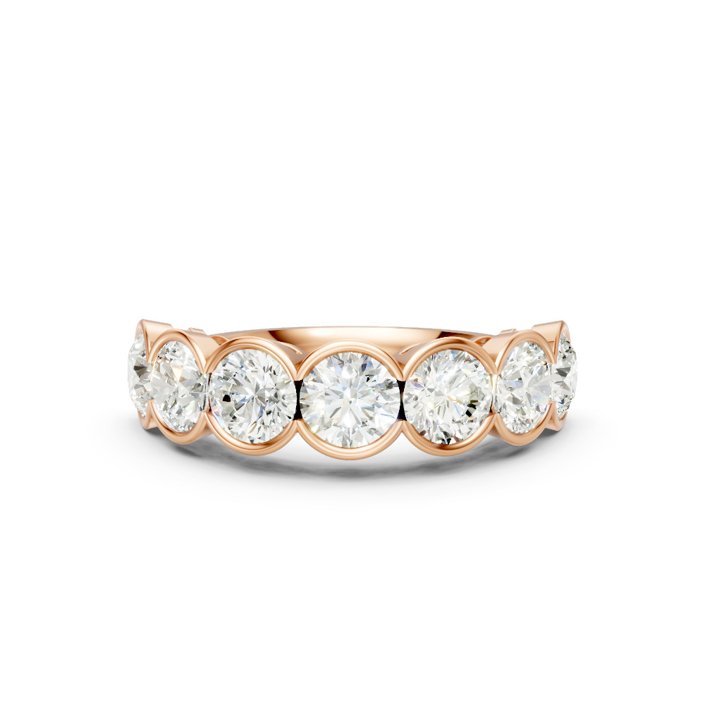 Round Shape Diamond Anniversary Band in Gold