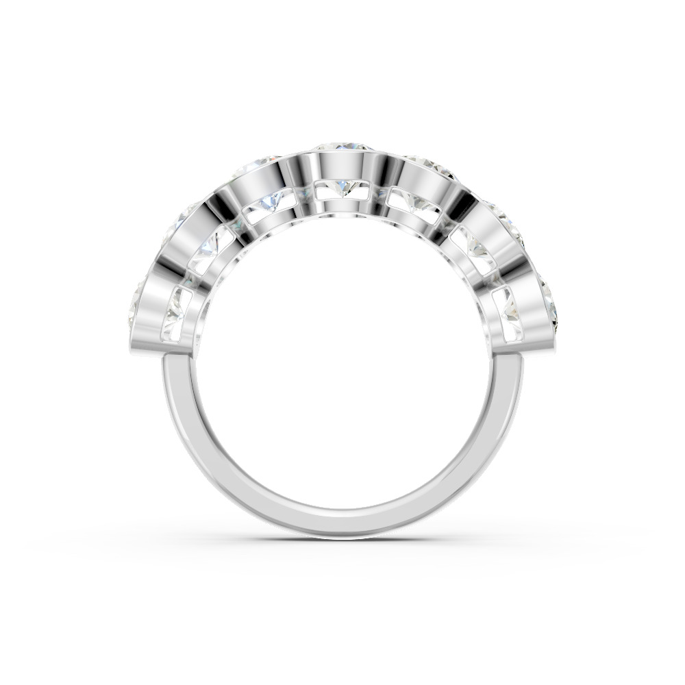 Round Shape Diamond Anniversary Band in Gold