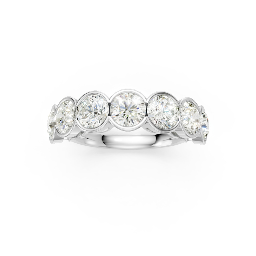 Round Shape Diamond Anniversary Band in Gold