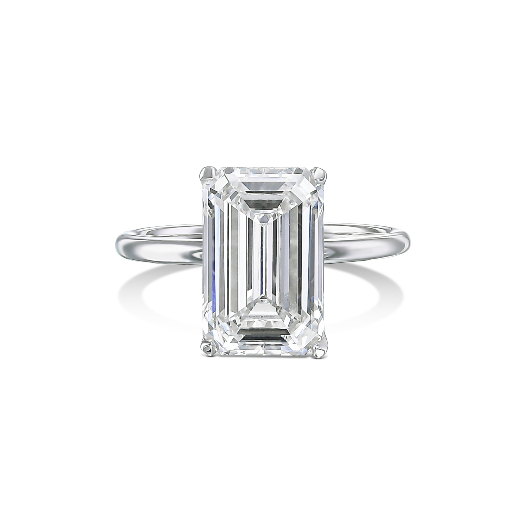 665: White Gold 14K VIR-4-EVS1-EMR-LG