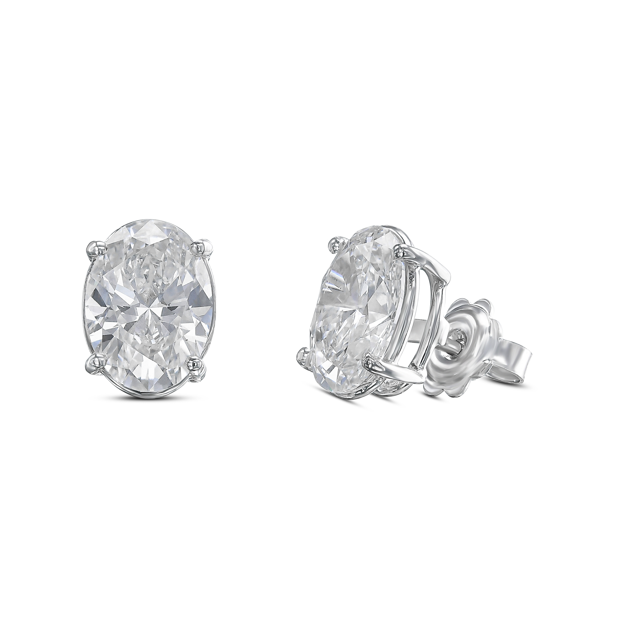 744: White Gold 14K VIR-3-EVVS2-Oval-LG