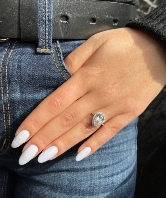 593: White Gold 14K V2EVVS2PE SS_FVS_ROUND