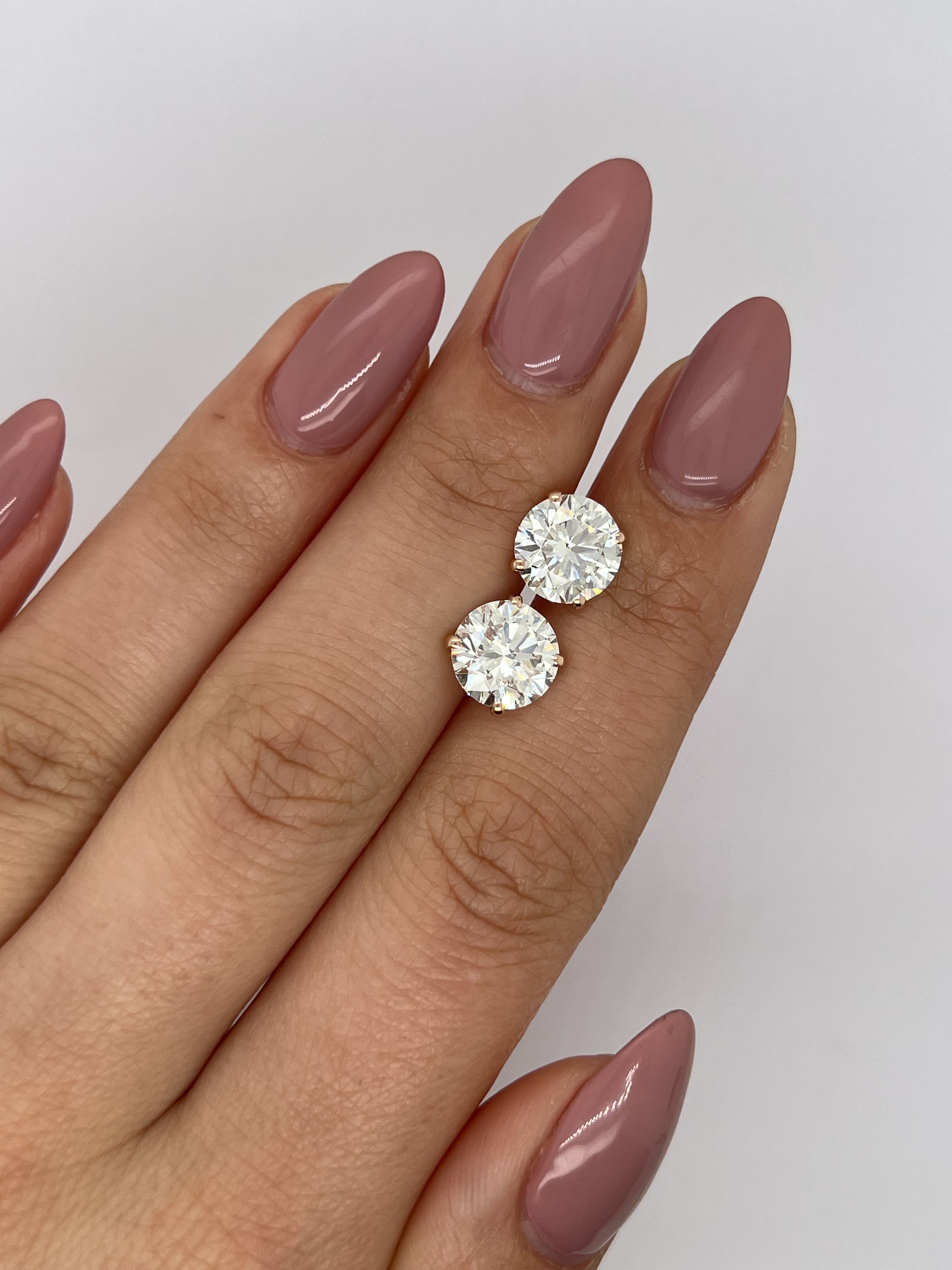 666: White Gold 14K VIR-3-EVVS2-RD-LG