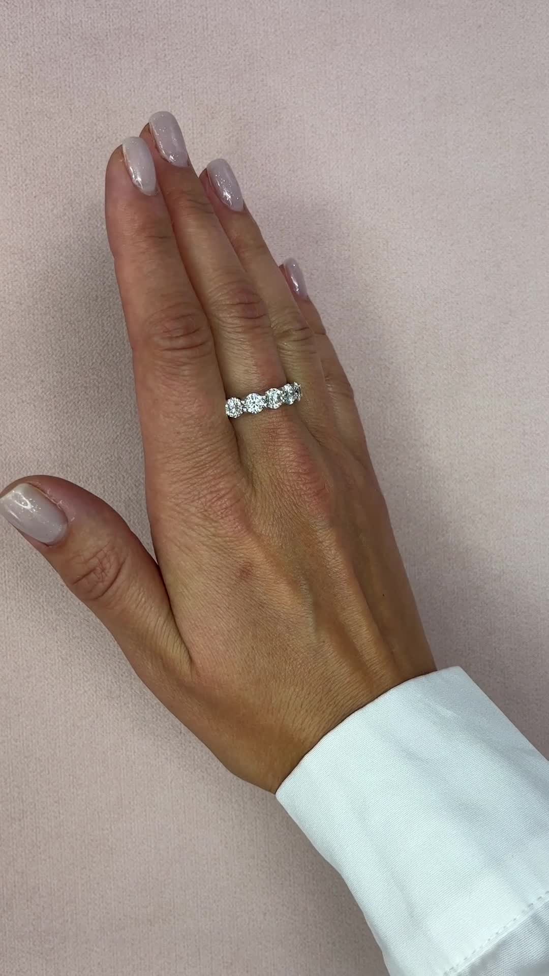 R688 Ring 14K White Gold Nat Diamond F-G/VS-SI Round Brilliant 2.80 Fine Rings