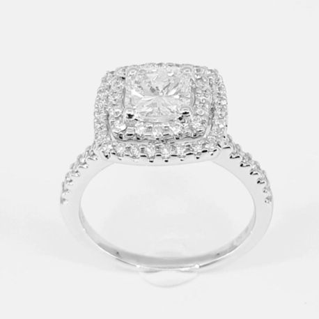 Carat 18K White Gold Halo with E / VS1 Diamonds