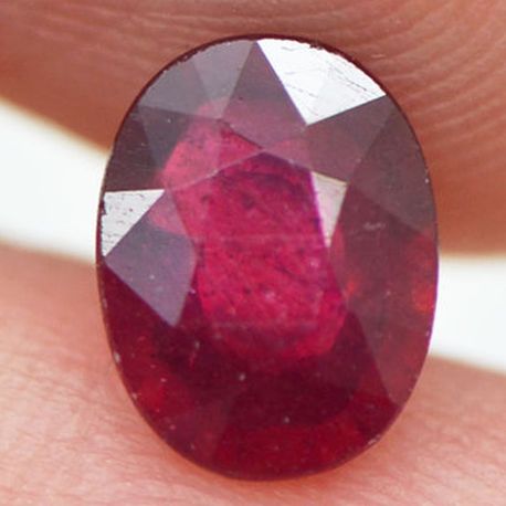 Loose Red Ruby Oval Gemstone 1.42 Carat