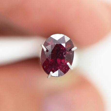 Loose Ruby Gemstone Oval Cut 2.13 Carat