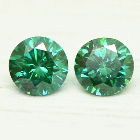 Diamond Pair Fancy Green Color Round 0.61 TCW SI1/2