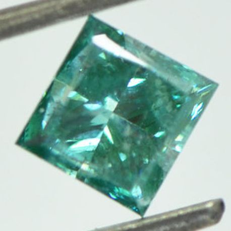 Princess Shaped Fancy Green Loose Diamond 0.96 Carat SI1 Certify Enhanced 5.08X4.91 MM