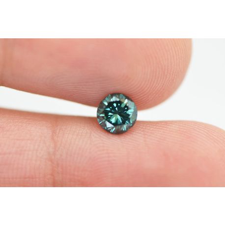 Loose Fancy Green Round Diamond 0.67 Carat SI1